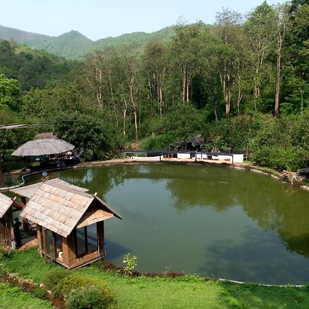 Tawan Riverside Mae Wang Luaran gambar