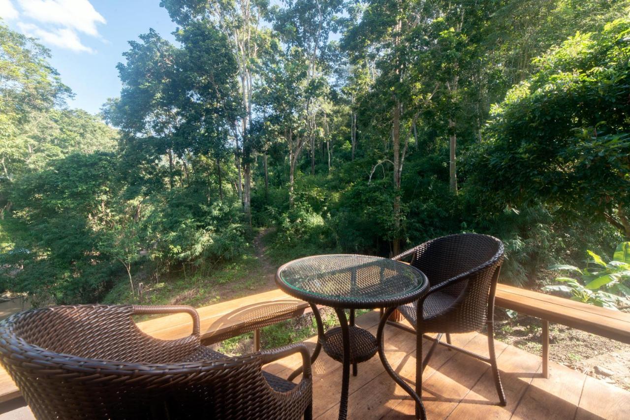 Tawan Riverside Mae Wang Luaran gambar