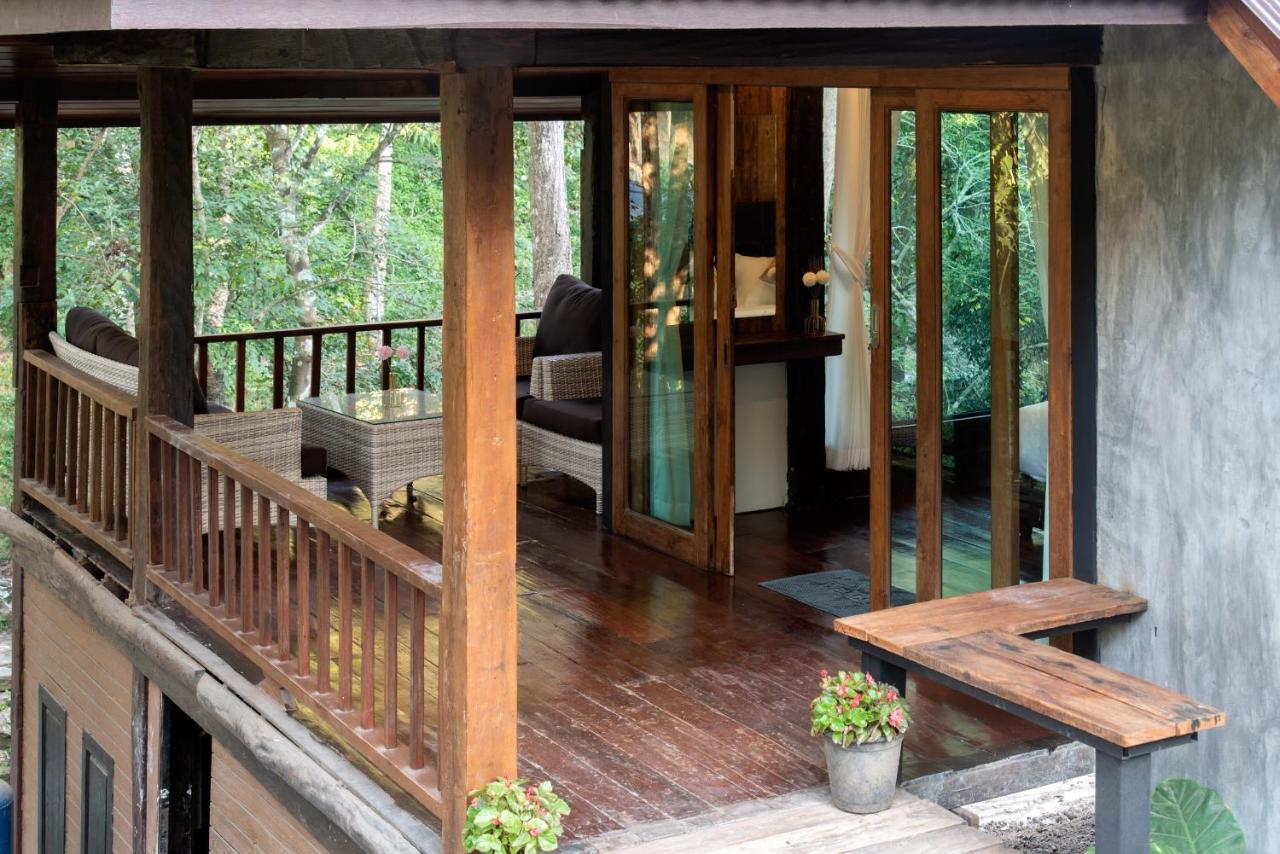 Tawan Riverside Mae Wang Luaran gambar
